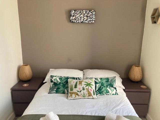 The Salt Box- Lovely Refurbished Annexe, Free Parking, Walk To Porth Beach. Saint Columb Minor Εξωτερικό φωτογραφία